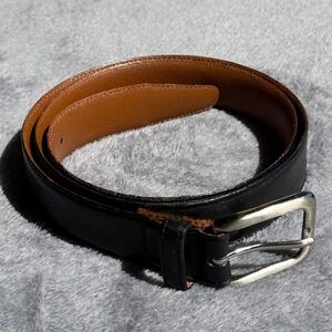 Vintage Mens Warehouse 8583 Black Leather Belt Silver Tone Buckle Classic Dress
